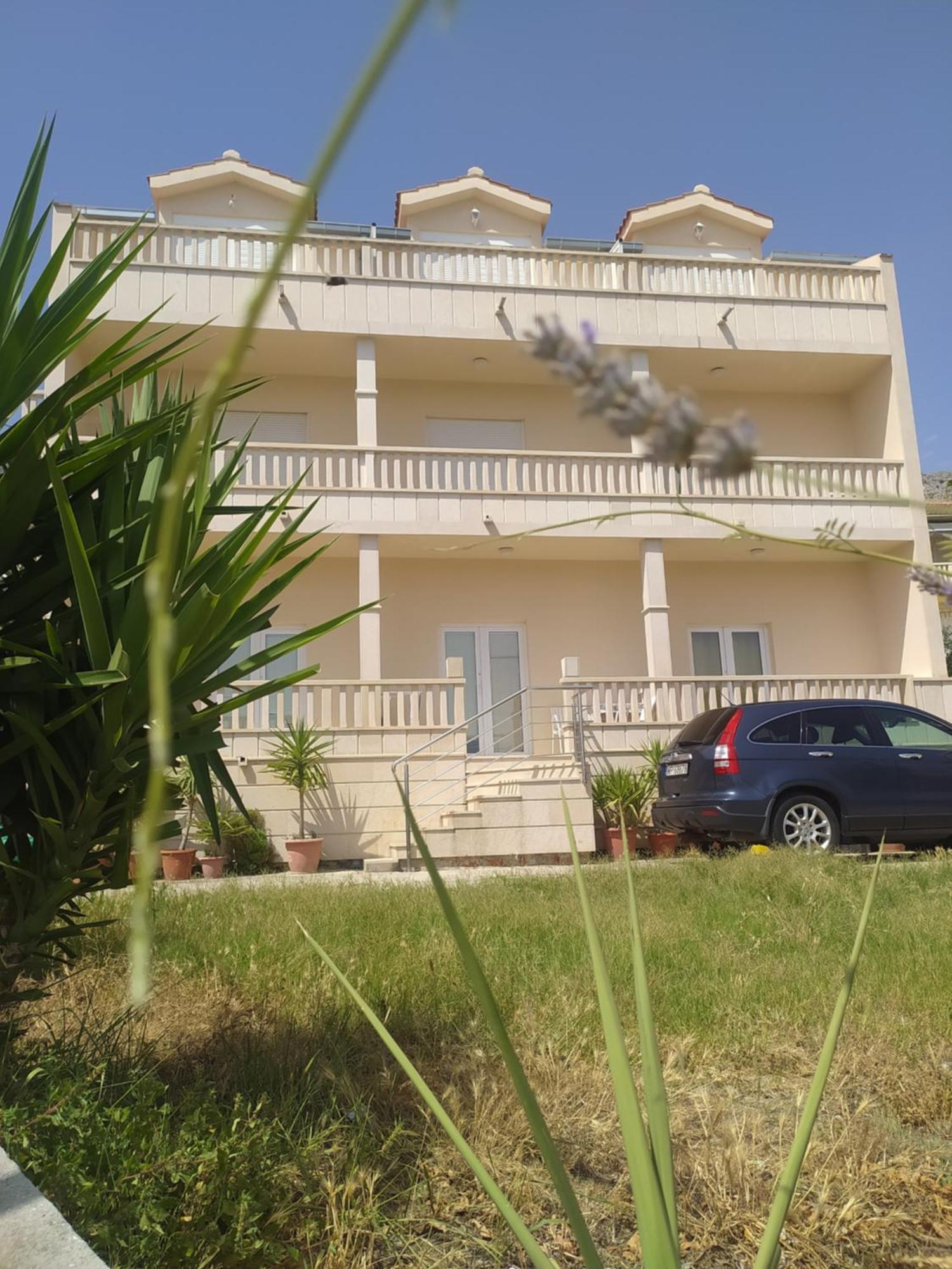 Apartments Ticinovic Omiš Exteriér fotografie