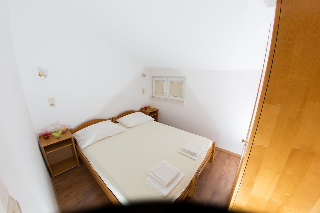 Apartments Ticinovic Omiš Pokoj fotografie