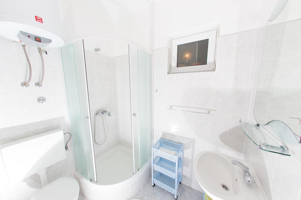 Apartments Ticinovic Omiš Pokoj fotografie